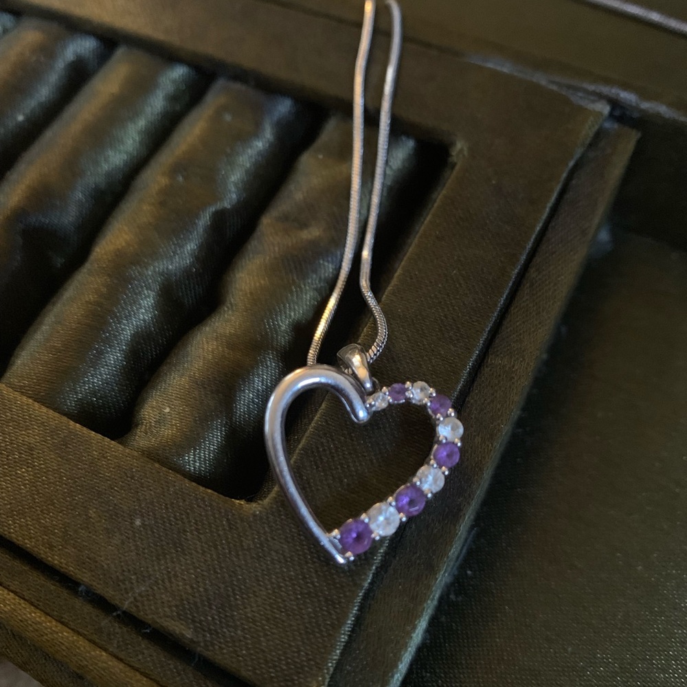 ! Amethyst & Diamond Heart Necklace !
